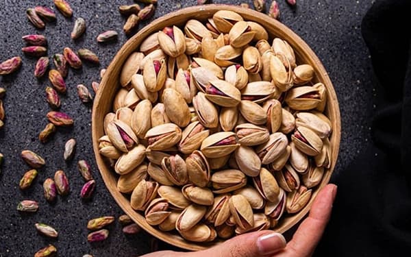 طرز تهیه پسته بو داده